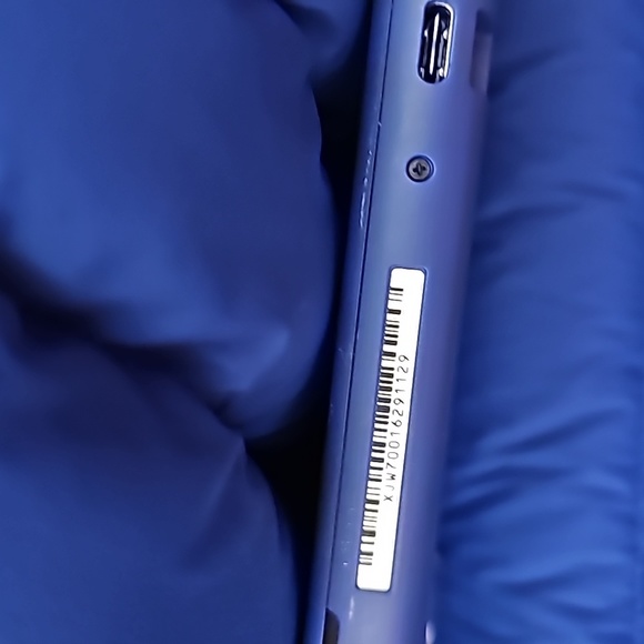 NINTENDO SWITCH - Picture 8 of 9